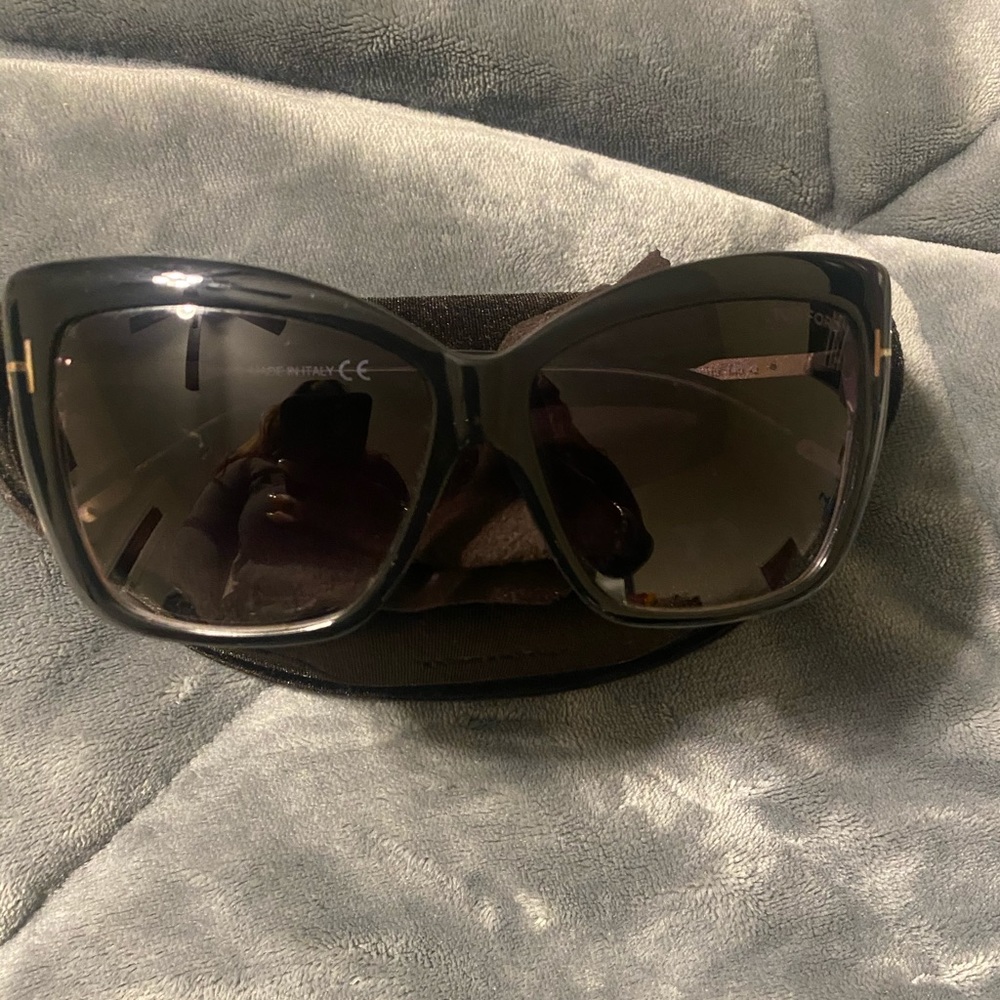 ❌SOLD❌ Authentic Tom Ford Gianna Sunglasses